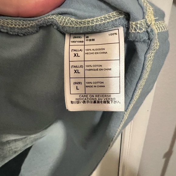 WDW EPCOT Molto Bene Men's Mickey Mouse Shirt - Picture 5 of 6